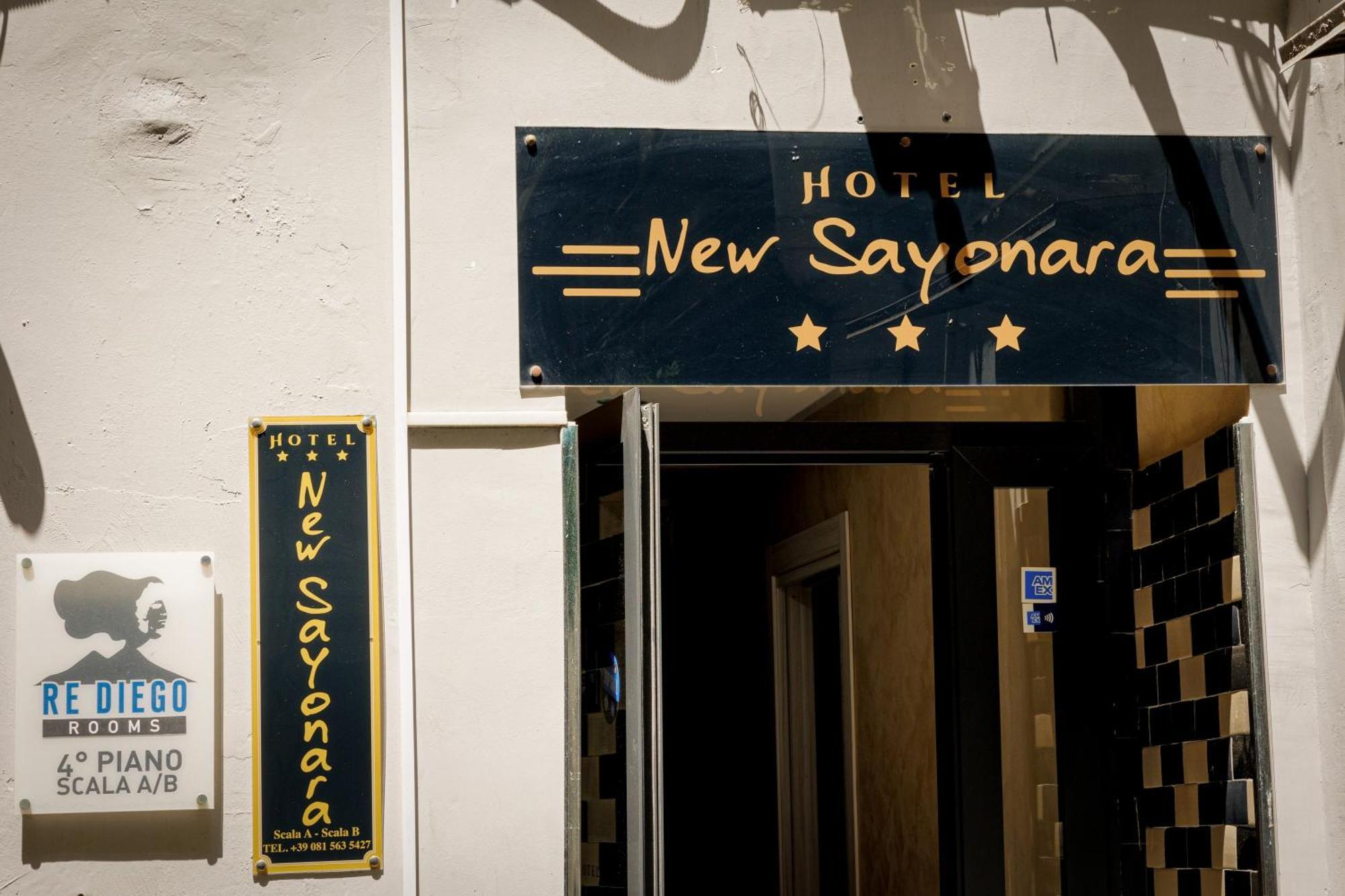 New Sayonara Hotel Наполи Екстериор снимка