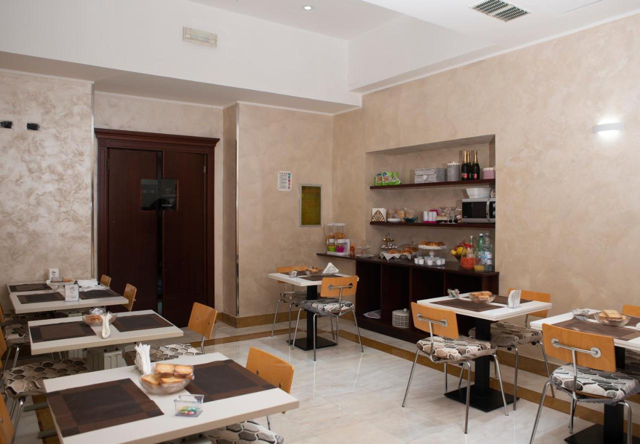 Hotel New Sayonara Наполи Екстериор снимка